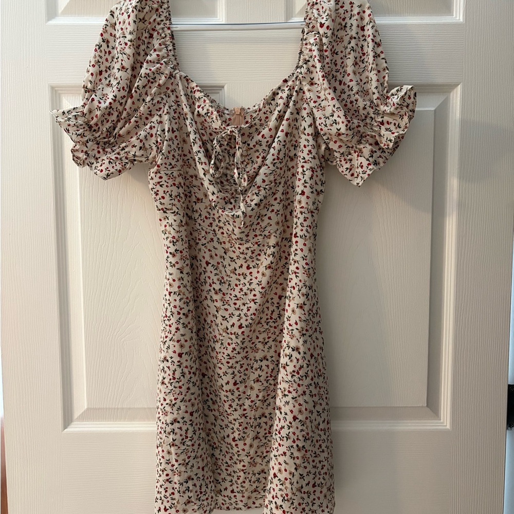 LIKE NEW floral dress